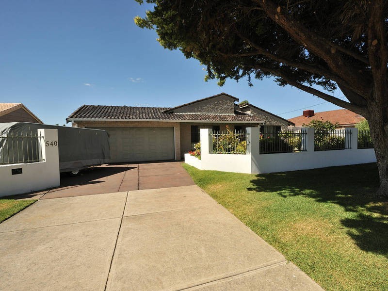 540 Safety Bay Road, Waikiki WA 6169