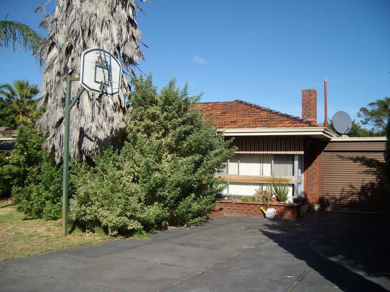 5 Goline Court, Hillman WA 6168
