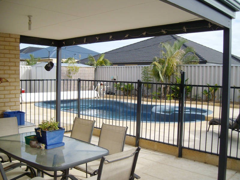 66 Nottely Crescent, Secret Harbour WA 6173