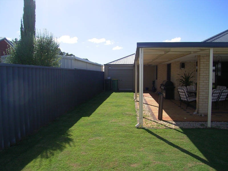 4 Grandis Drive, Baldivis WA 6171