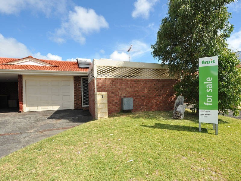 2/7 Hackett Street, Mandurah WA 6210