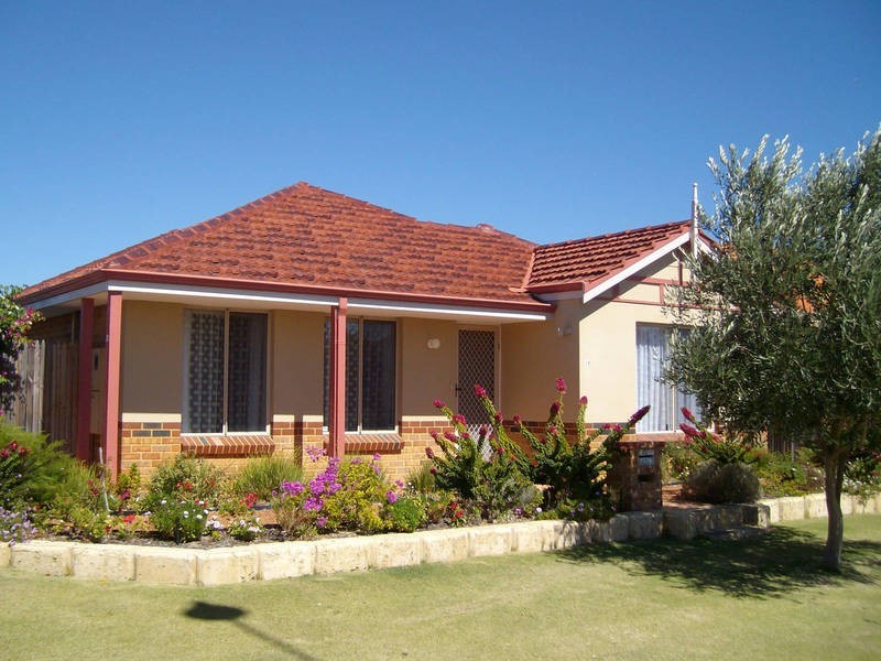 18 Barossa Approach, Rockingham WA 6168