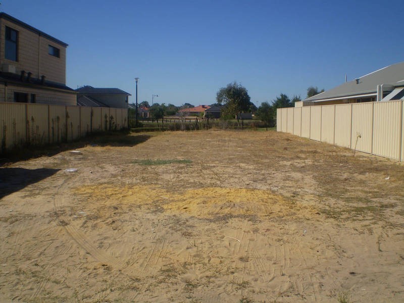 8 Anduril Lane, Rockingham WA 6168