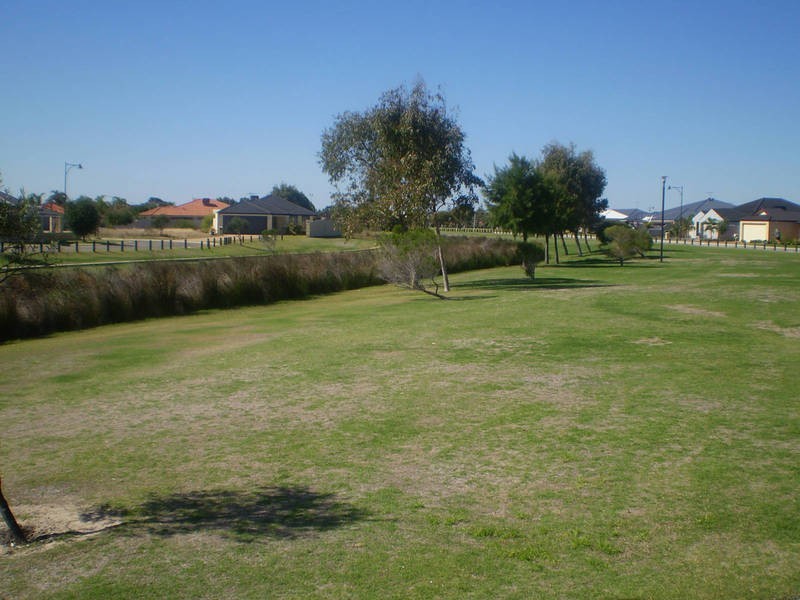 8 Anduril Lane, Rockingham WA 6168