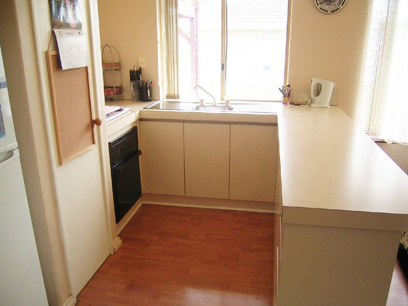 61 The Avenue, Warnbro WA 6169