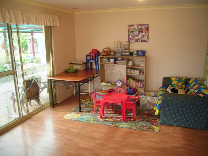 61 The Avenue, Warnbro WA 6169