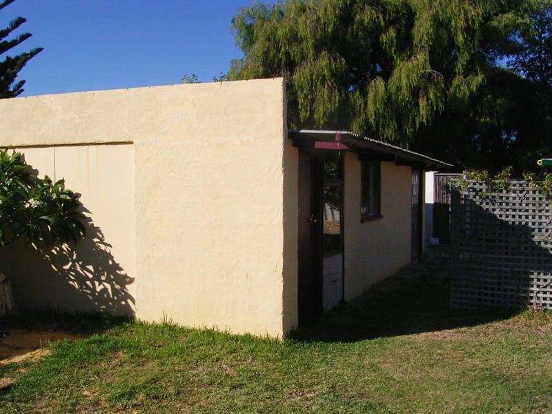 9 Light Street, Shoalwater WA 6169