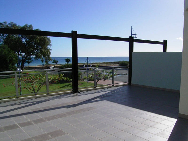 5/61 Rockingham Beach Road, Rockingham WA 6168