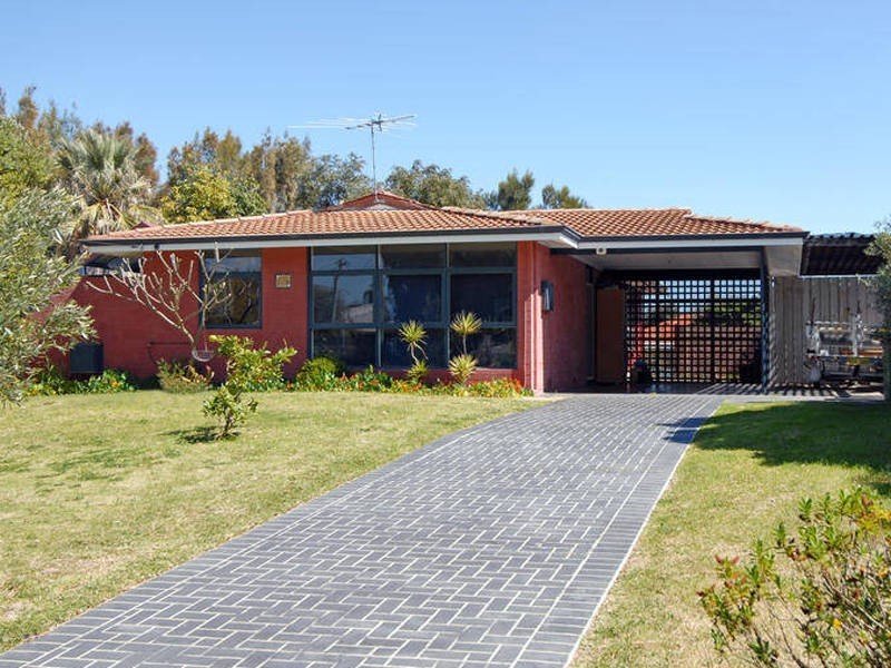 174 Fendam Street, Warnbro WA 6169