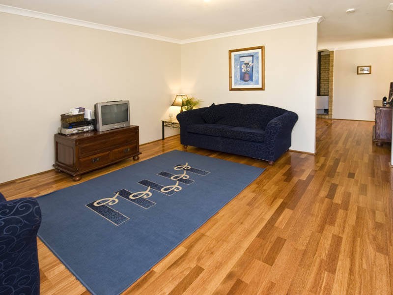 12 Coronata Drive, Warnbro WA 6169