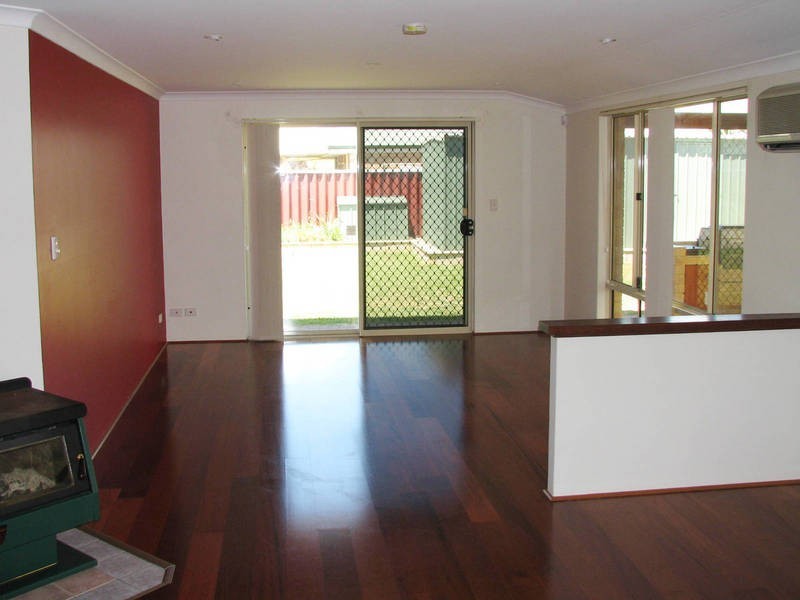 13 Zedora Loop, Port Kennedy WA 6172