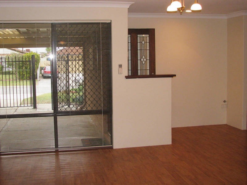 13A Windward Close, Safety Bay WA 6169