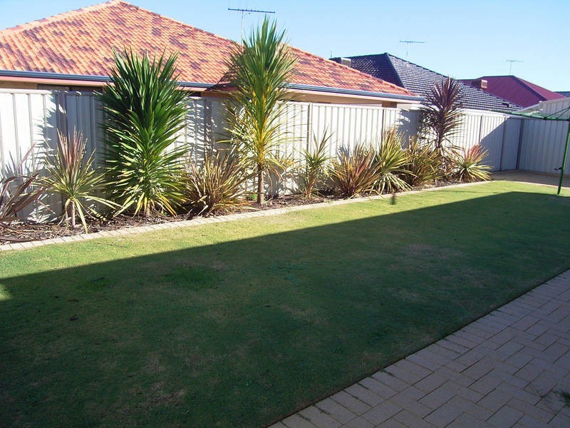 10 Voltaire Way, Secret Harbour WA 6173