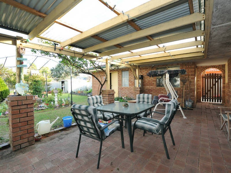 35 Hennessy Way, Rockingham WA 6168