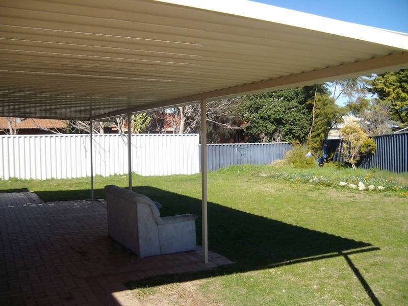 1 Serenoa Court, Warnbro WA 6169