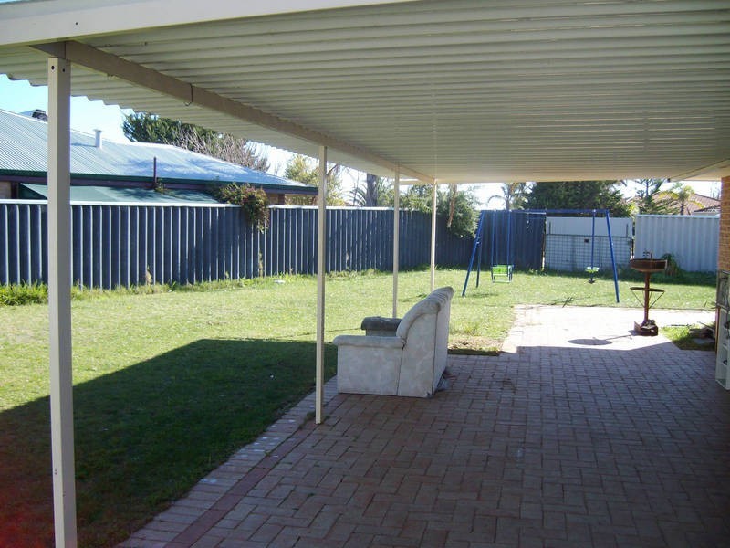 1 Serenoa Court, Warnbro WA 6169