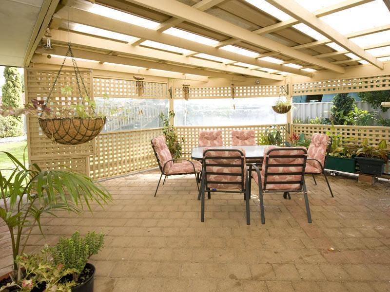 76 The Avenue, Warnbro WA 6169