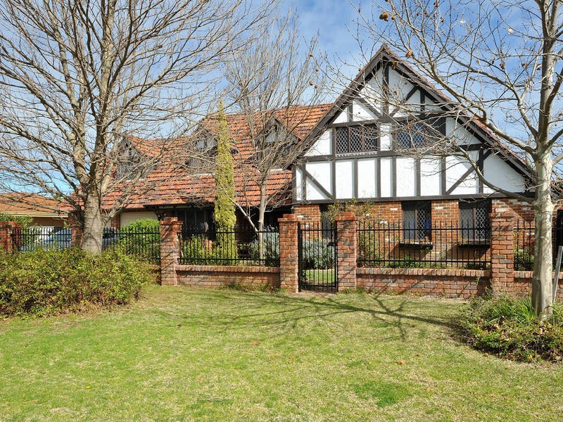 13 Gregson Street, Rockingham WA 6168