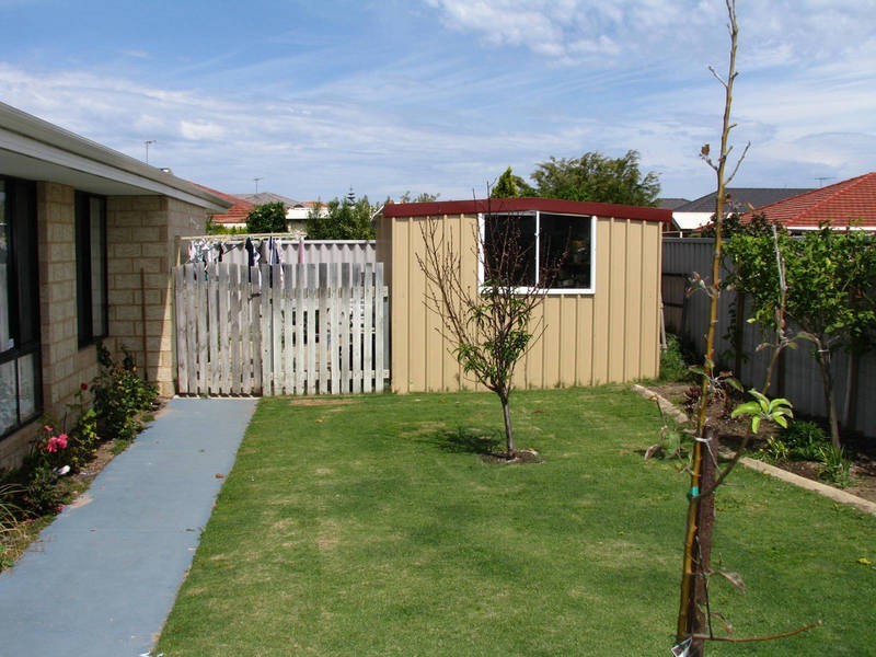 70 Chelmsford Avenue, Port Kennedy WA 6172