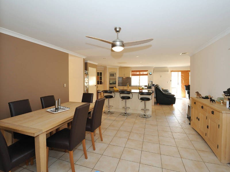 66 St Andrews Loop, Cooloongup WA 6168