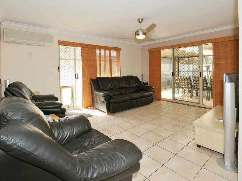 66 St Andrews Loop, Cooloongup WA 6168