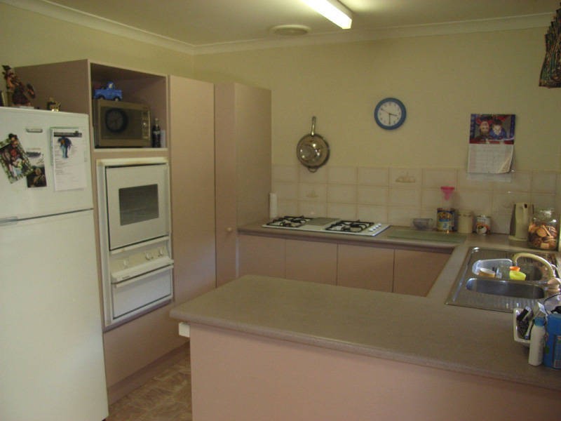 4/12 McNicholl Street, Rockingham WA 6168