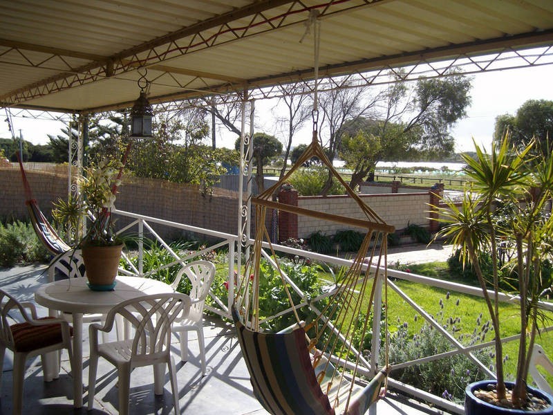 59 Safety Bay Road, Shoalwater WA 6169