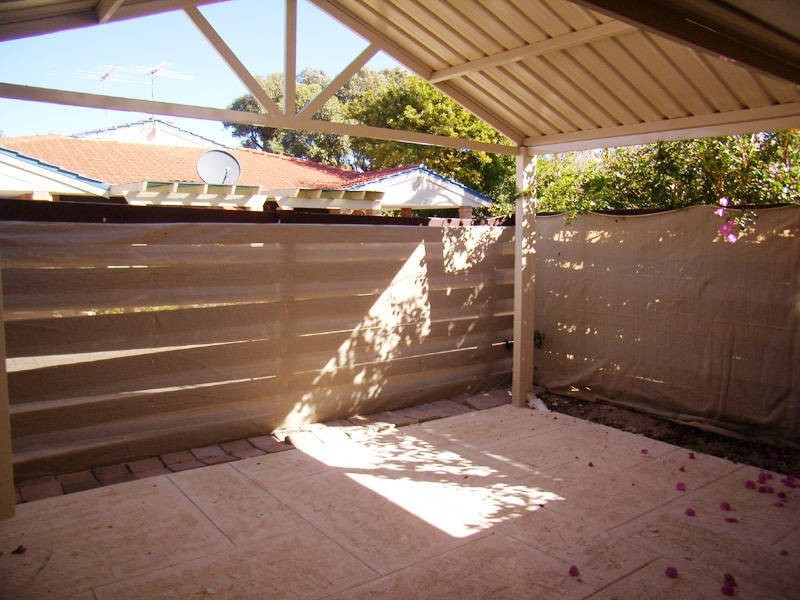 2/3 Alexandra Street, Rockingham WA 6168