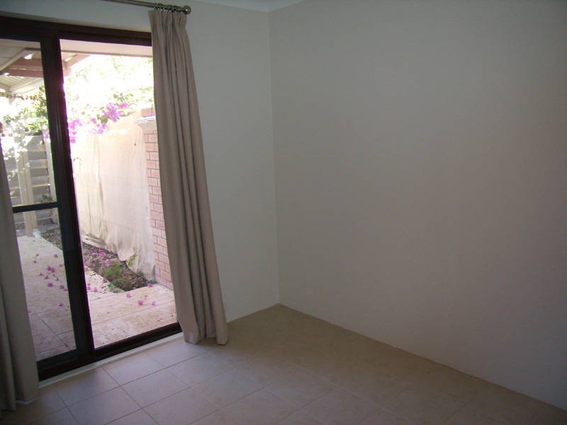 2/3 Alexandra Street, Rockingham WA 6168