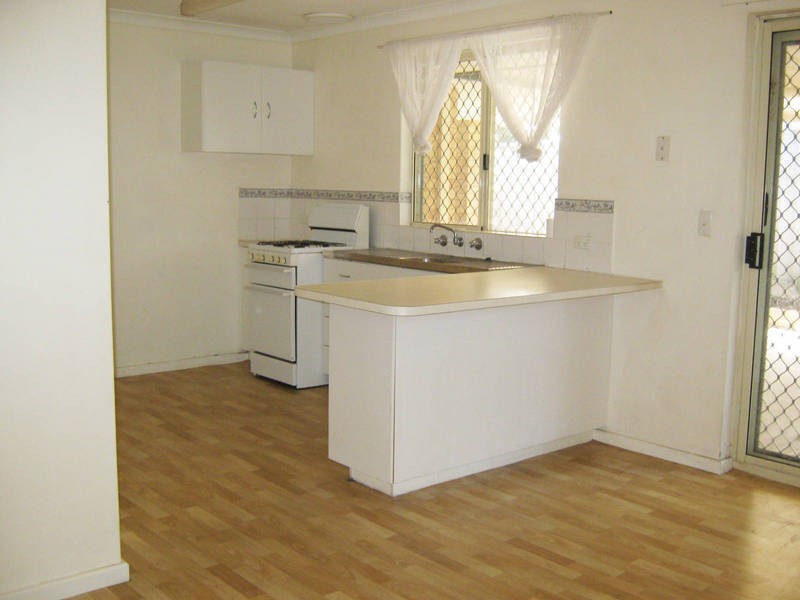 18 Cardinal Gardens, Warnbro WA 6169