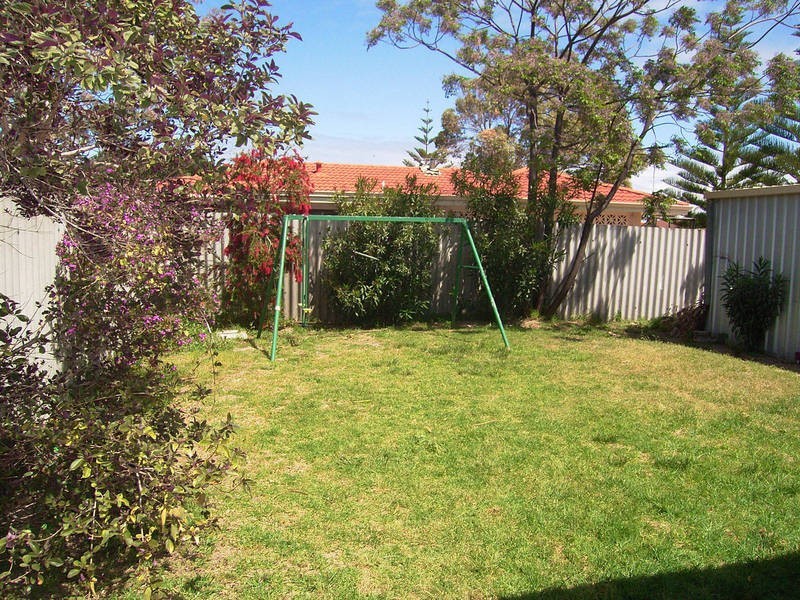 1 Monsoon Close, Waikiki WA 6169