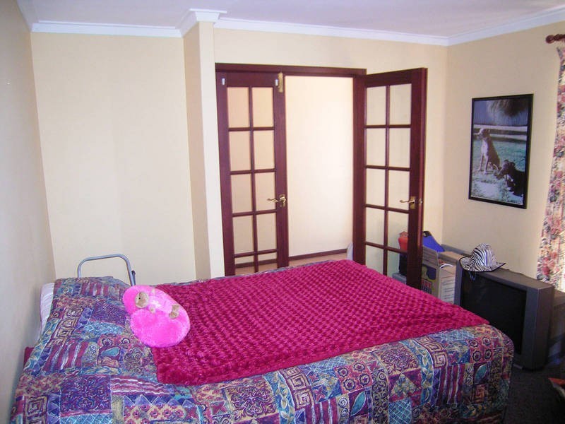 1 Monsoon Close, Waikiki WA 6169