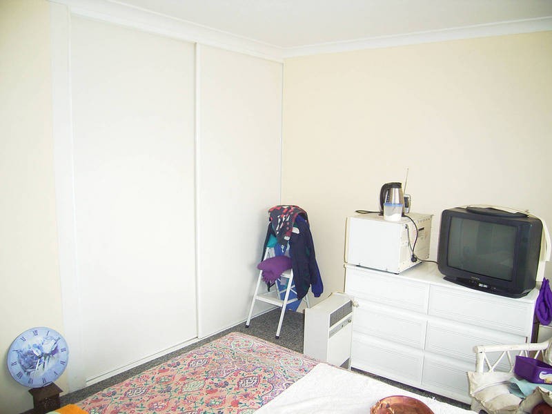 2 Pallarup Grove, Waikiki WA 6169