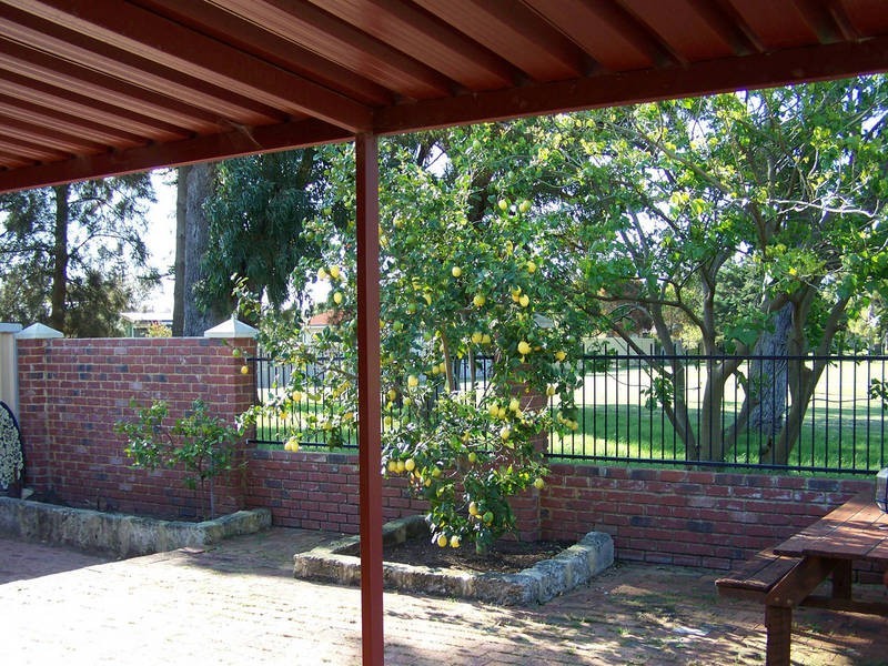 6 Vela Court, Rockingham WA 6168