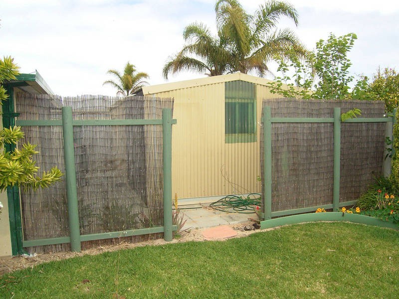 19 Lightfoot Place, Cooloongup WA 6168