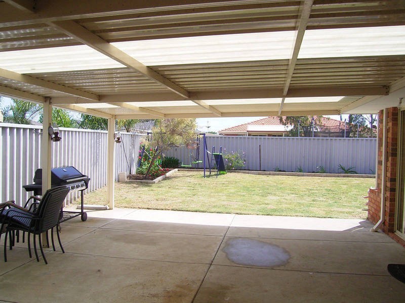 6 Alora Drive, Port Kennedy WA 6172