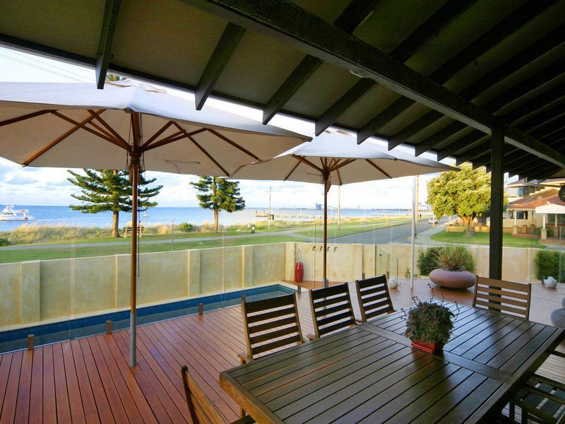 137 Esplanade, Rockingham WA 6168