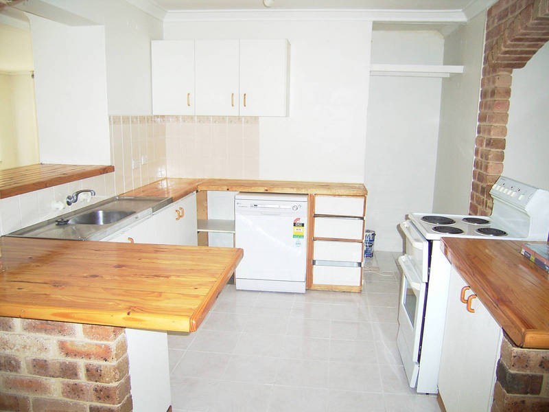 18 Quamby Place, Rockingham WA 6168