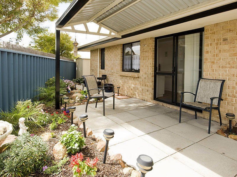 1 Lightfoot Place, Cooloongup WA 6168