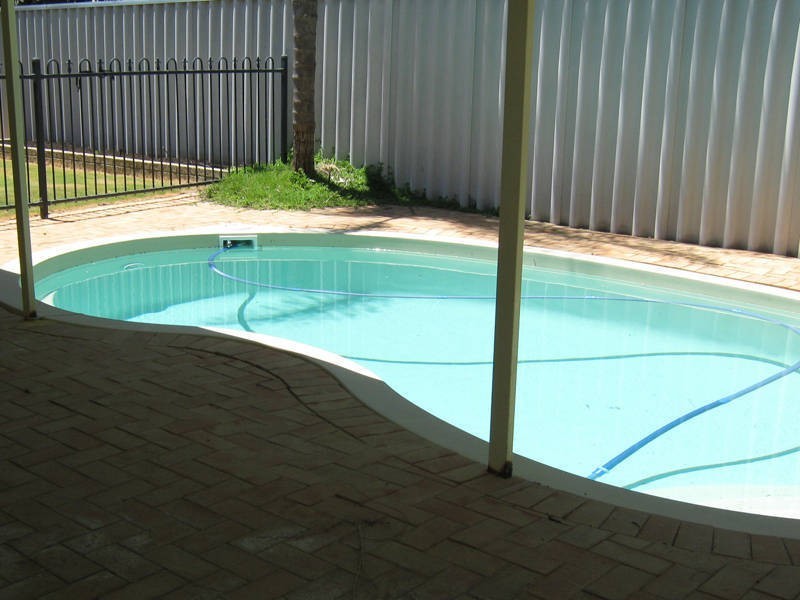 8 Cable Retreat, Waikiki WA 6169