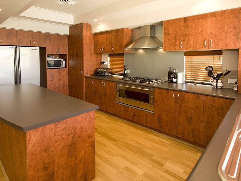 8 Alkimos Street, Rockingham WA 6168