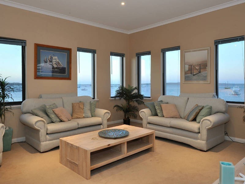 1 Esplanade, Rockingham WA 6168