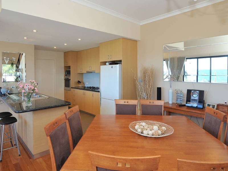 1 Esplanade, Rockingham WA 6168