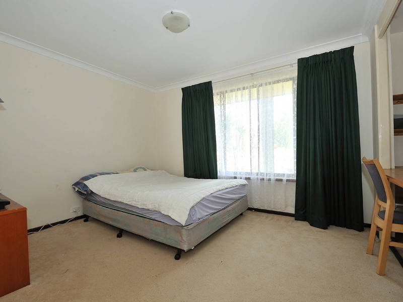 24 Council Avenue, Rockingham WA 6168