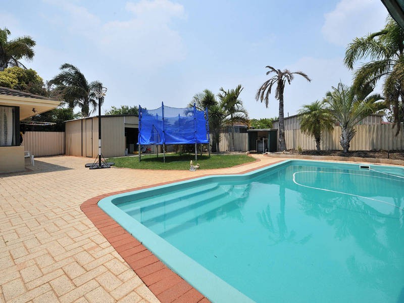 24 Council Avenue, Rockingham WA 6168