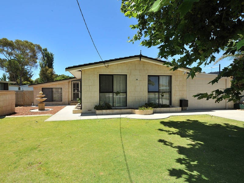 34 Cygnus Street, Rockingham WA 6168