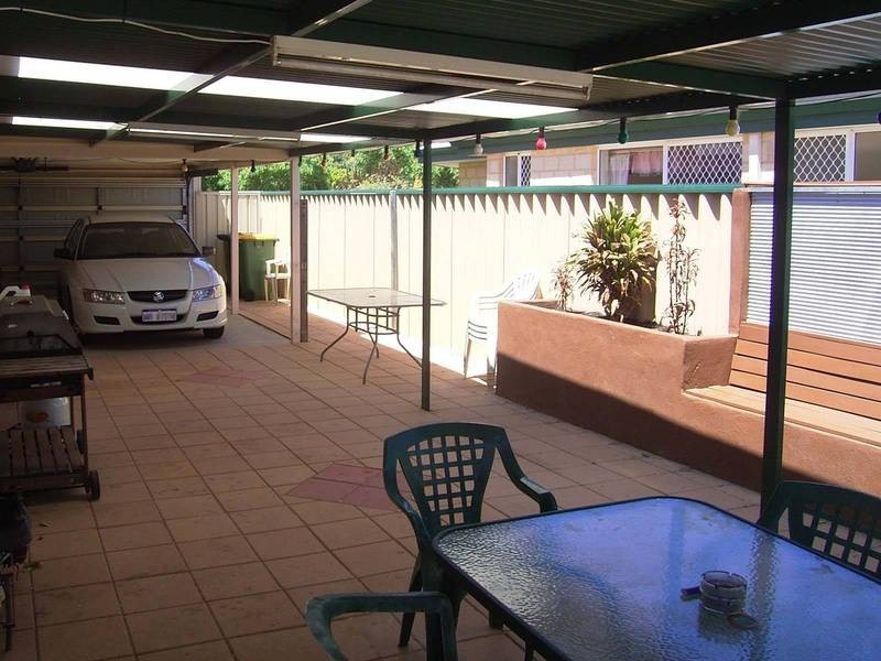 21 Bopeechee Way, Port Kennedy WA 6172