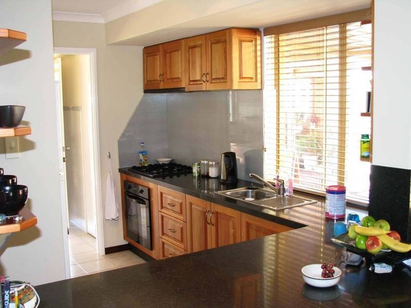 10 Kentia Way, Warnbro WA 6169
