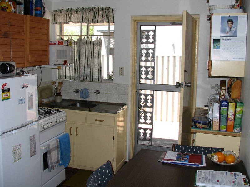 4/15 Fisher Street, Rockingham WA 6168