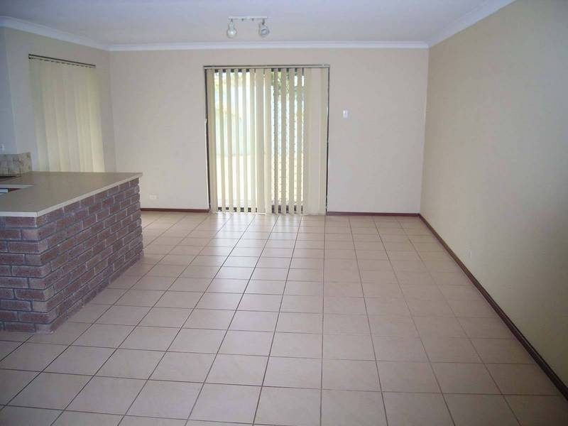 98 Donald Drive, Safety Bay WA 6169